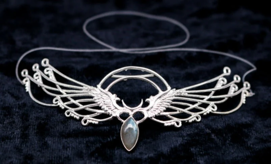 Budget Wing Tiara Liquid Fire Mantra