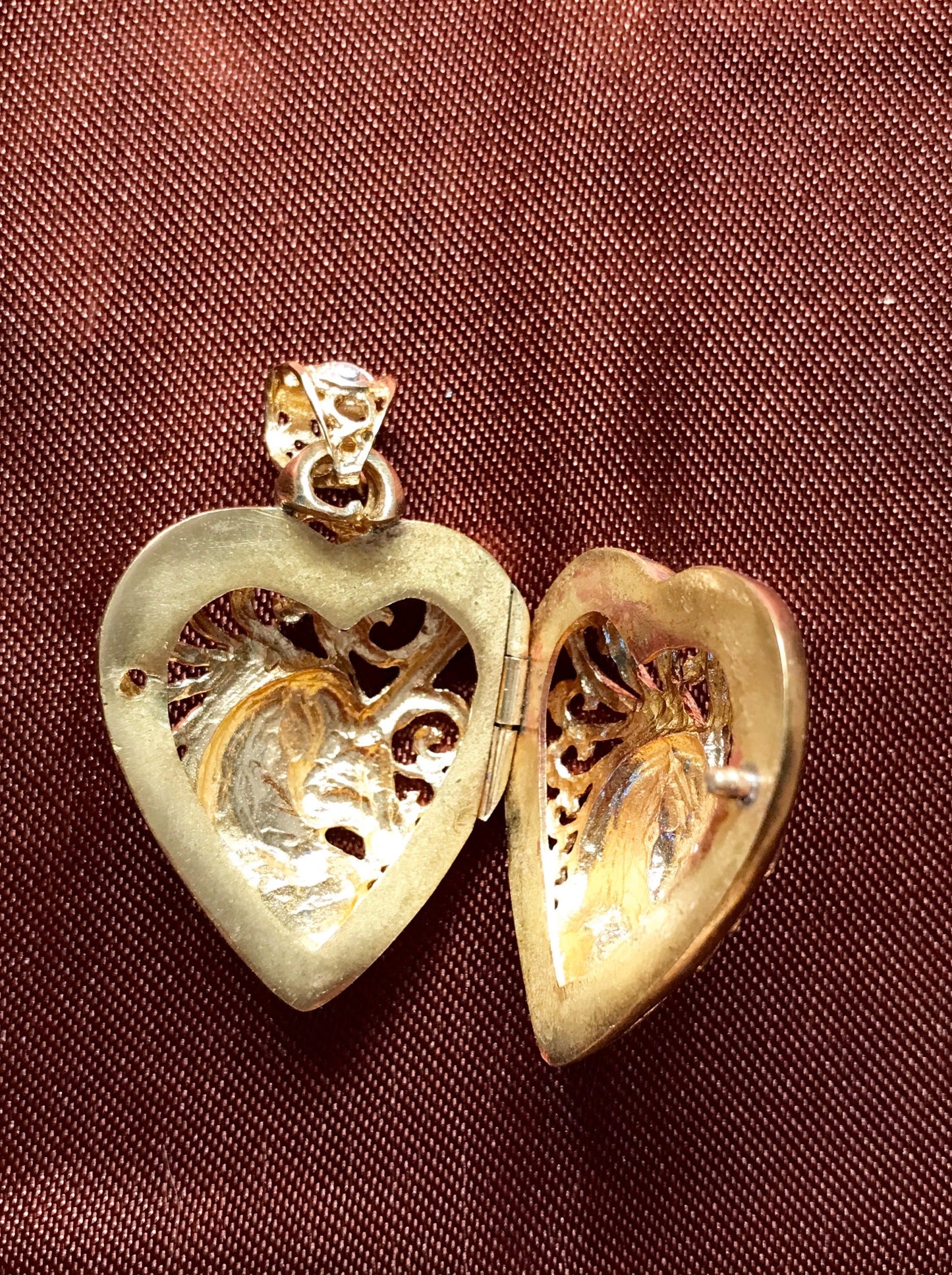 unicorn locket pendant