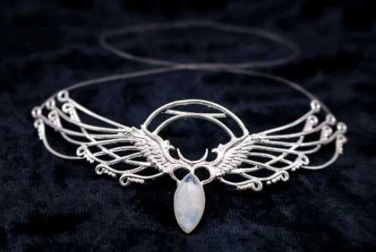 Budget Wing Tiara Liquid Fire Mantra
