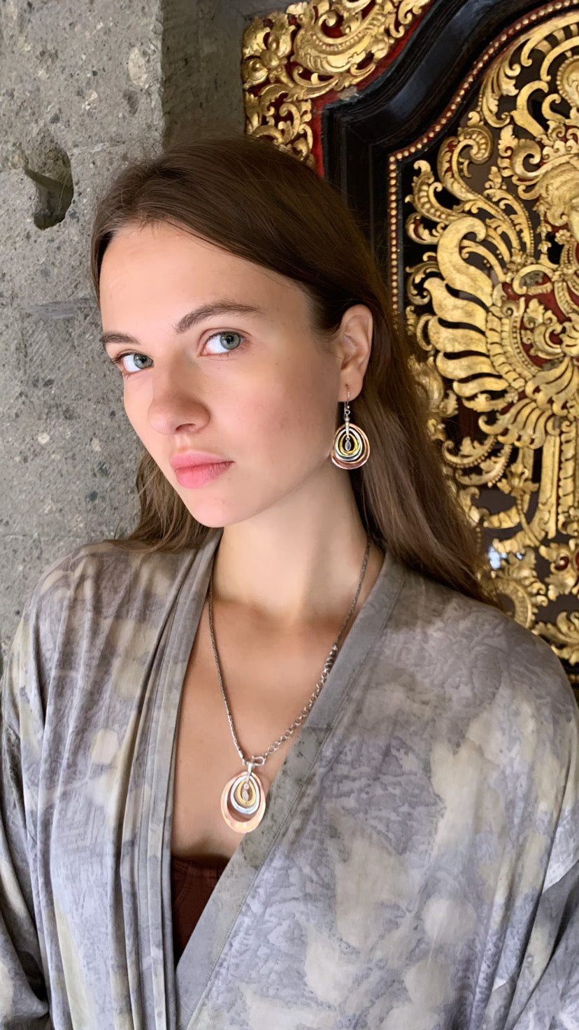 ripple hoop earrings