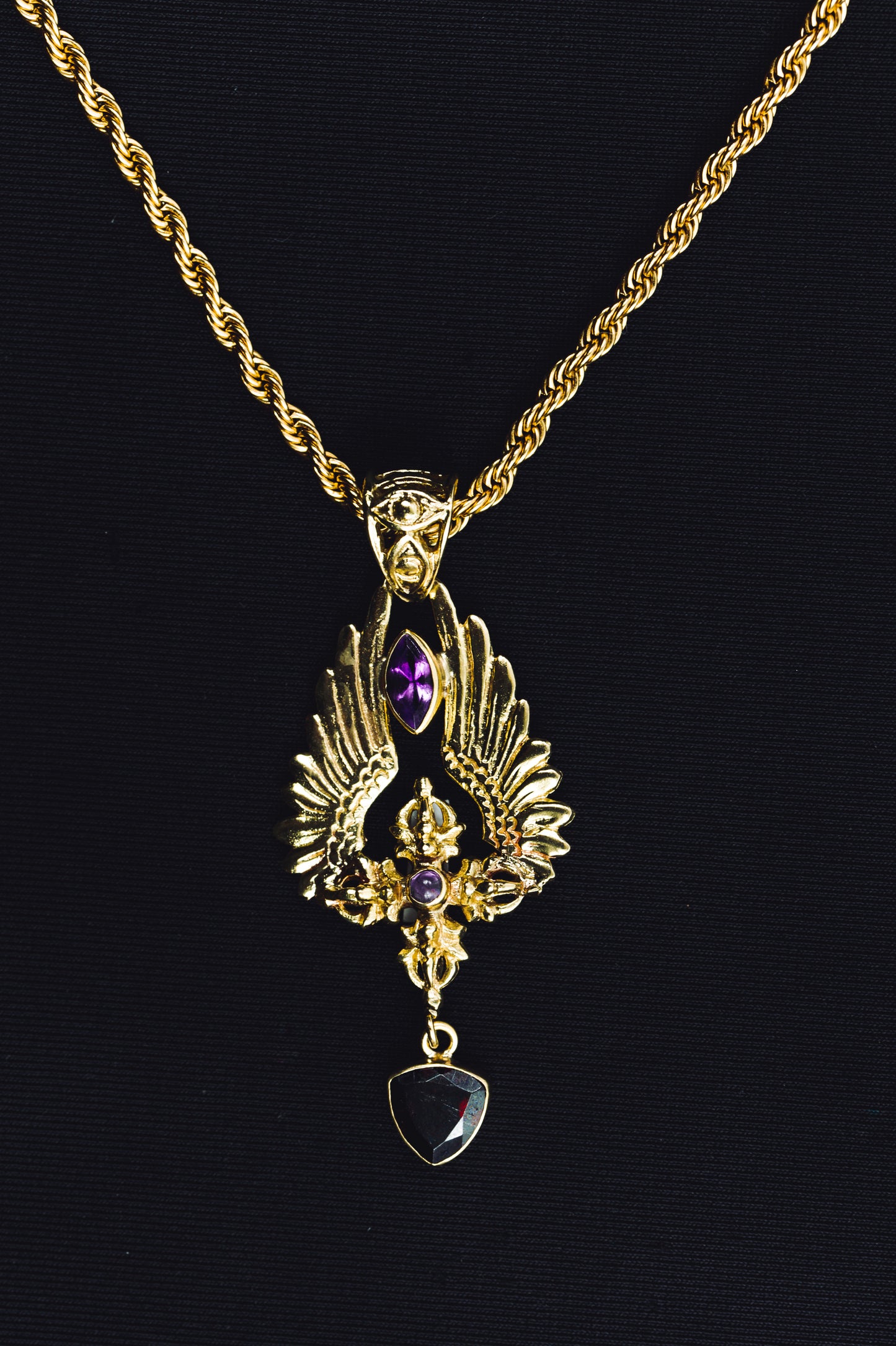 flying vajra pendant