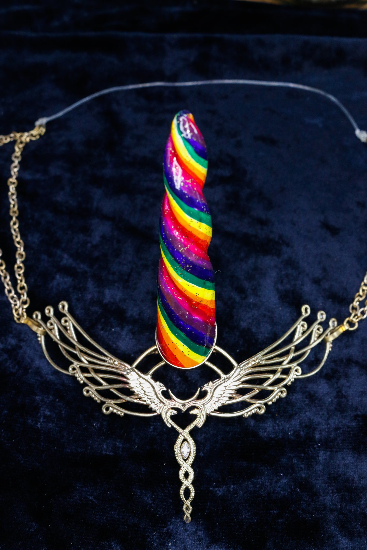 rainbow unicorn horn