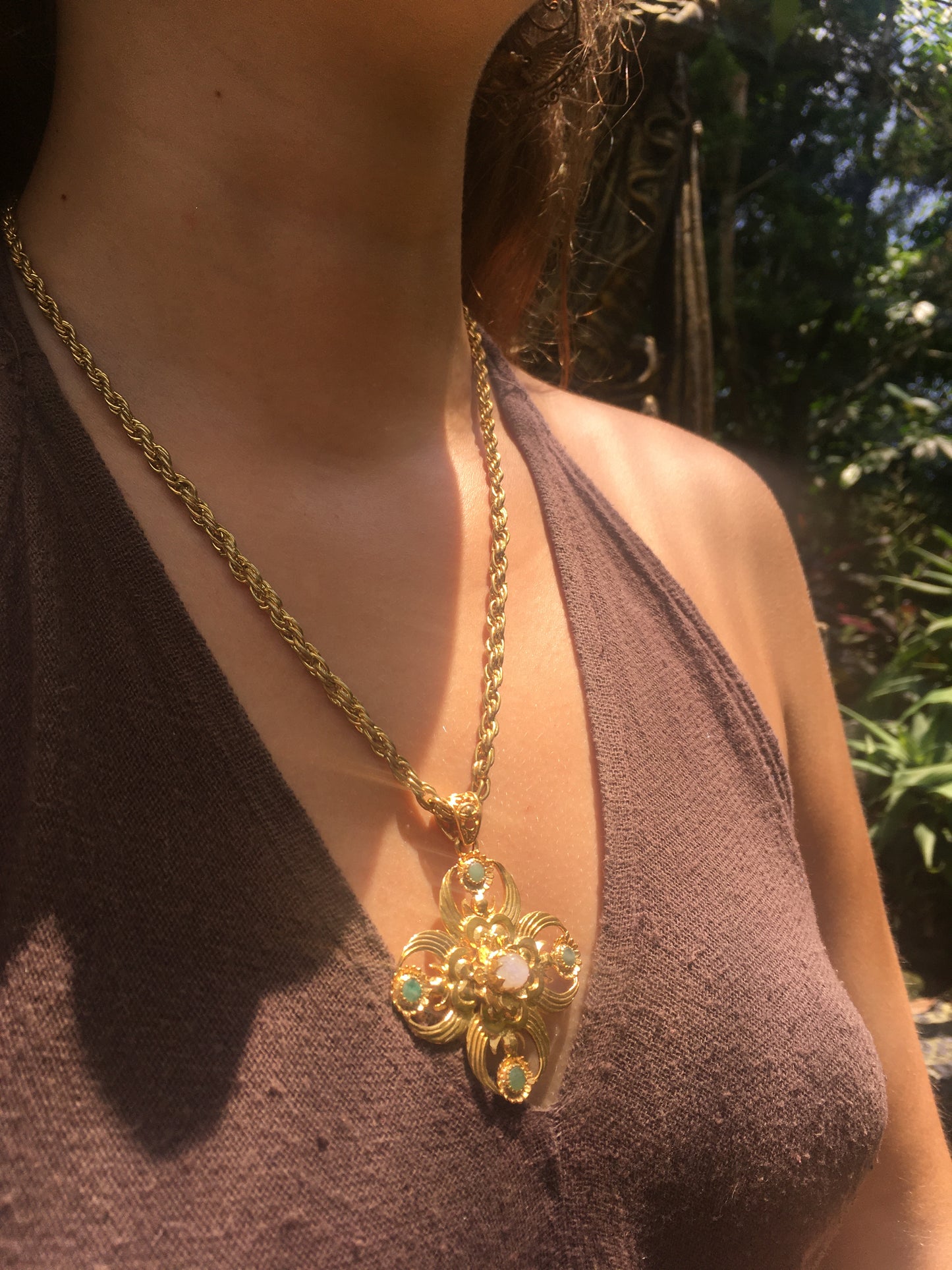 Dorje Pendant - 24K Gold Plated - Rainbow Moonstone