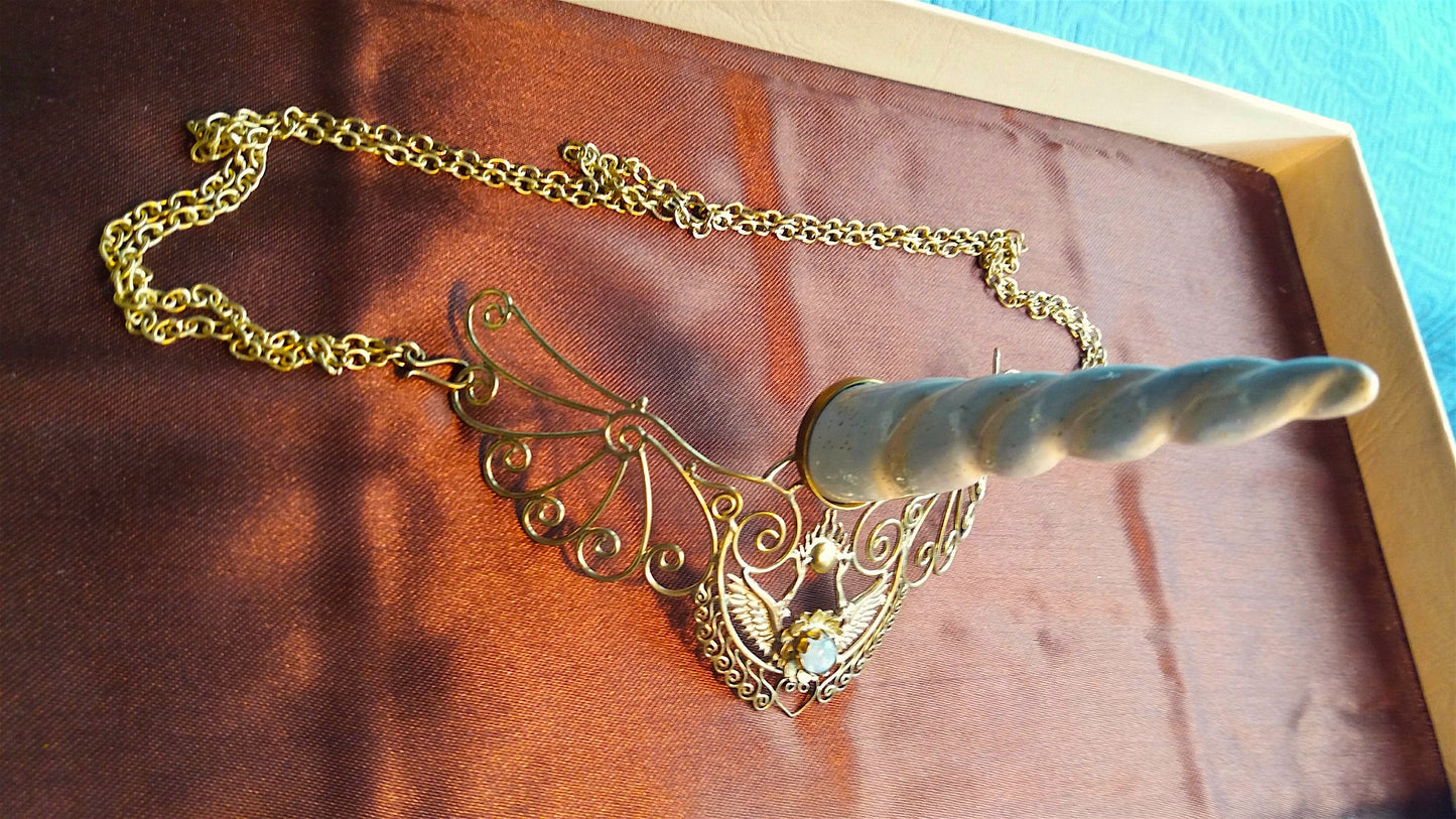 Unicorn Horn - Cream Sparkle Liquid Fire Mantra