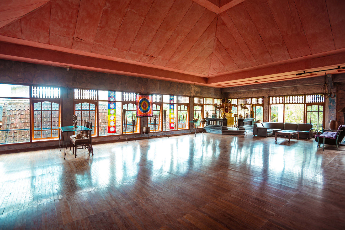 Single bed in Large shared 3 bed room - 1 Person - 1 week - Bali Flow Temple Artist Residency Liquid Fire Mantra