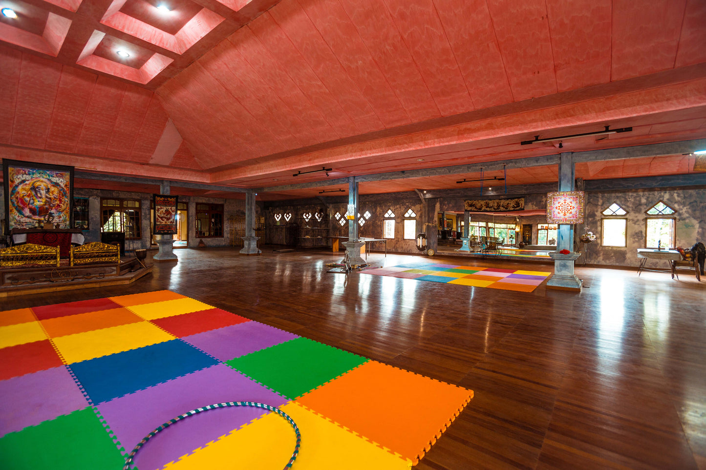 Single bed in Large shared 3 bed room - 1 Person - 1 week - Bali Flow Temple Artist Residency Liquid Fire Mantra