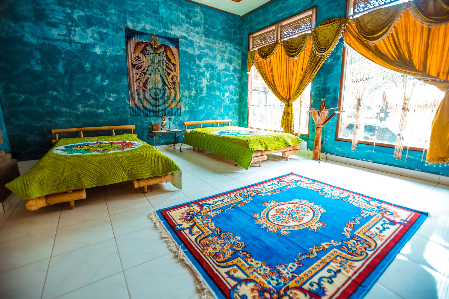 Single bed in Large shared 3 bed room - 1 Person - 1 month - Bali Flow Temple Artist Residency