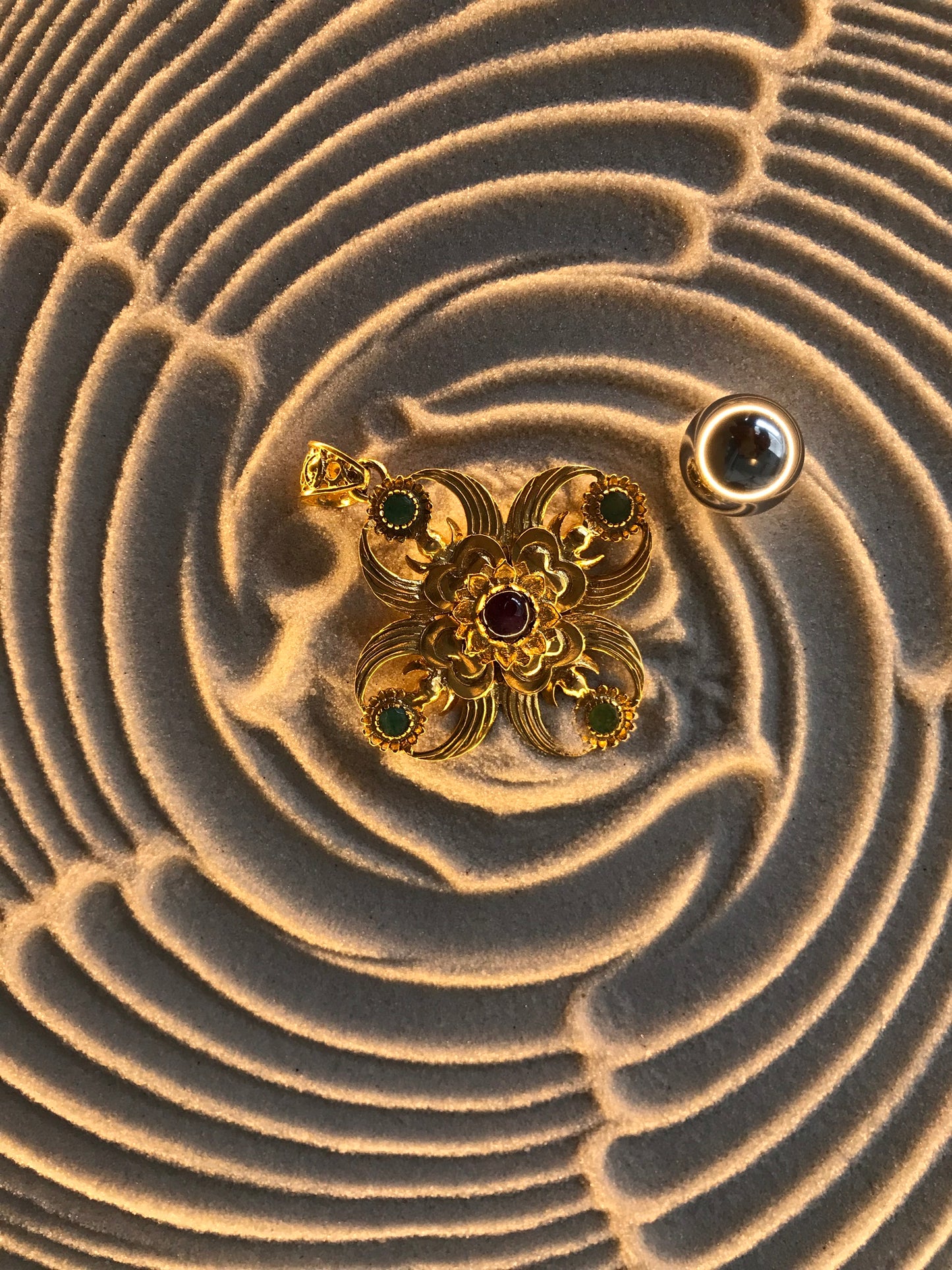 Dorje Pendant - 24K Gold Plated - Star Sapphire