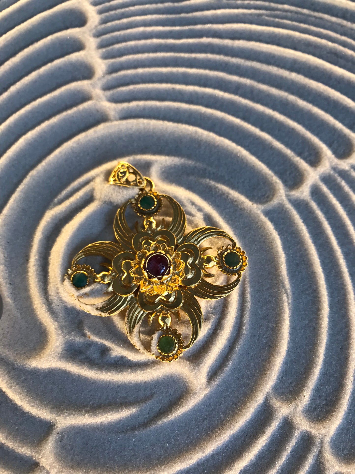 Dorje Pendant - 24K Gold Plated - Star Sapphire