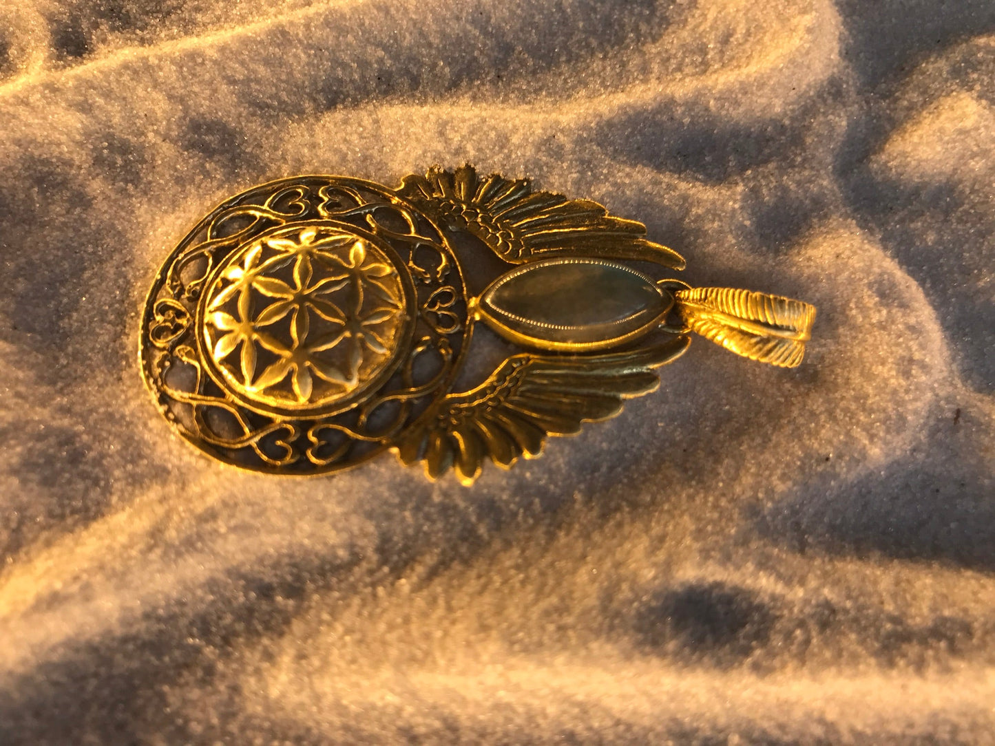 Starship Pendant Brass - Labradorite Liquid Fire Mantra