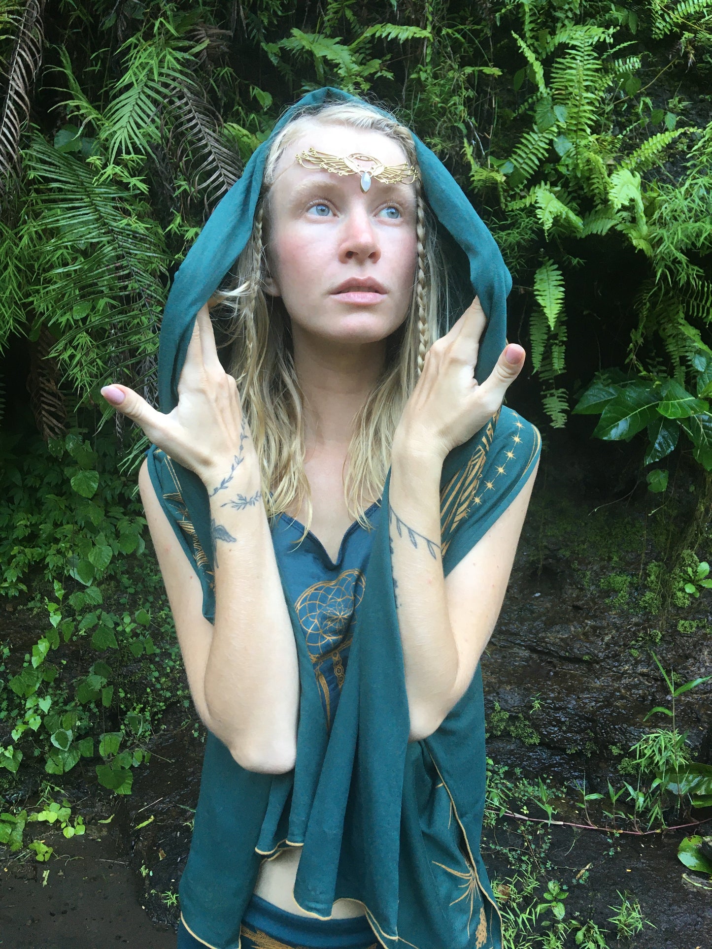 Budget Wing Tiara Liquid Fire Mantra