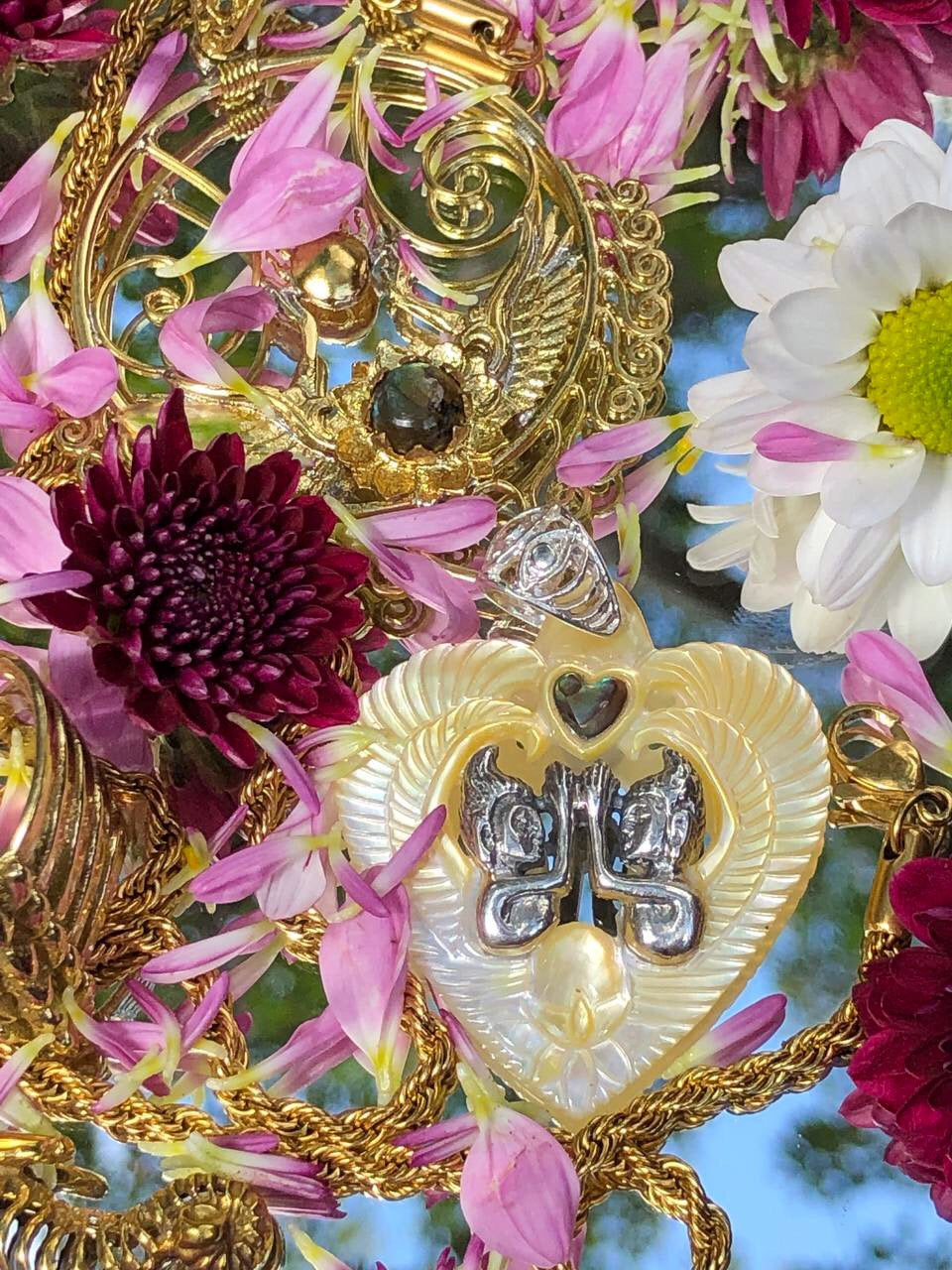 Shakti Bhakti Pendant with Star Tetrahedron - 24K Gold Plated - Labradorite Liquid Fire Mantra