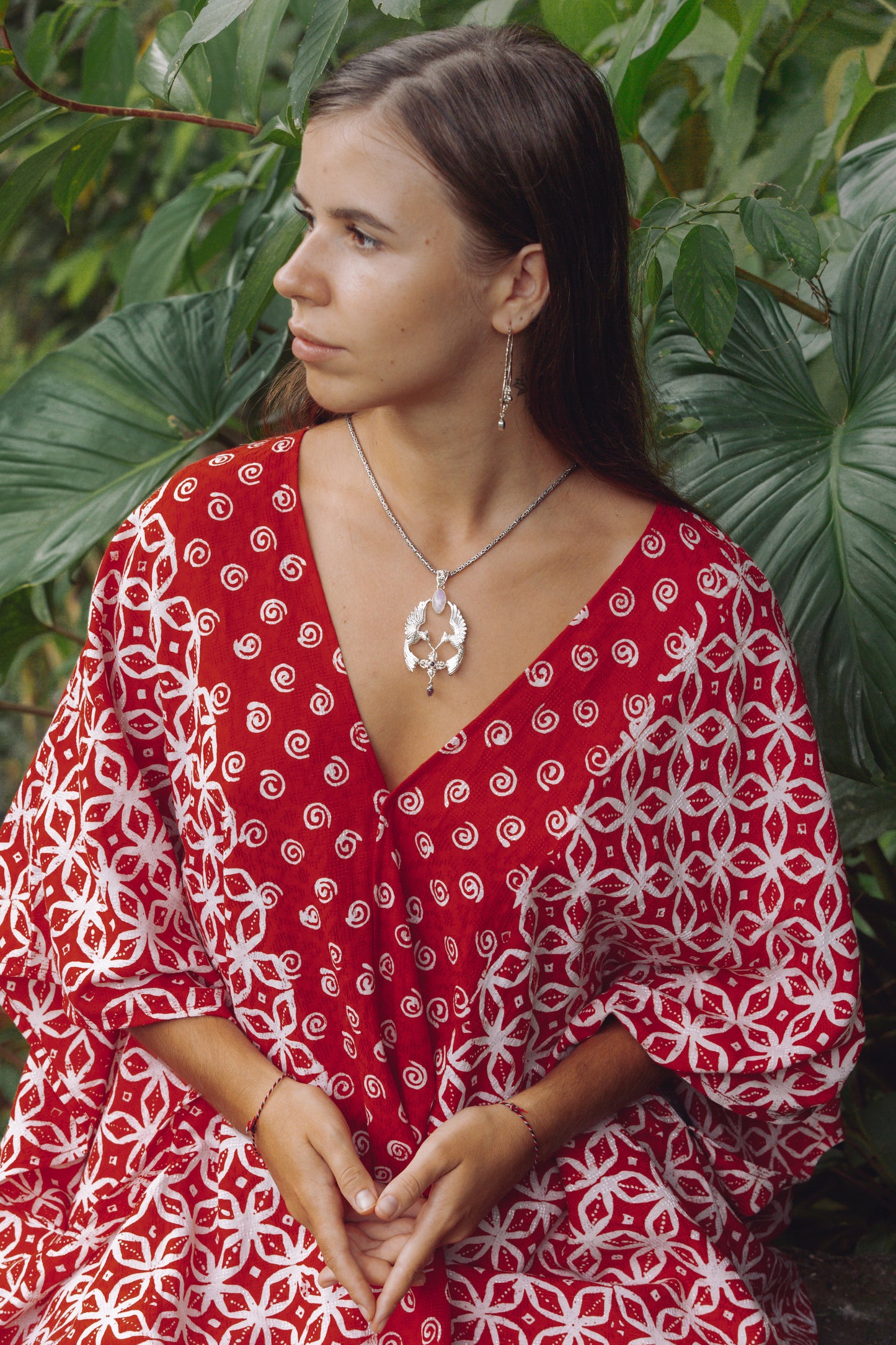 HumGaiaTri 3D Pendant - Sterling Silver - Rainbow Moonstone