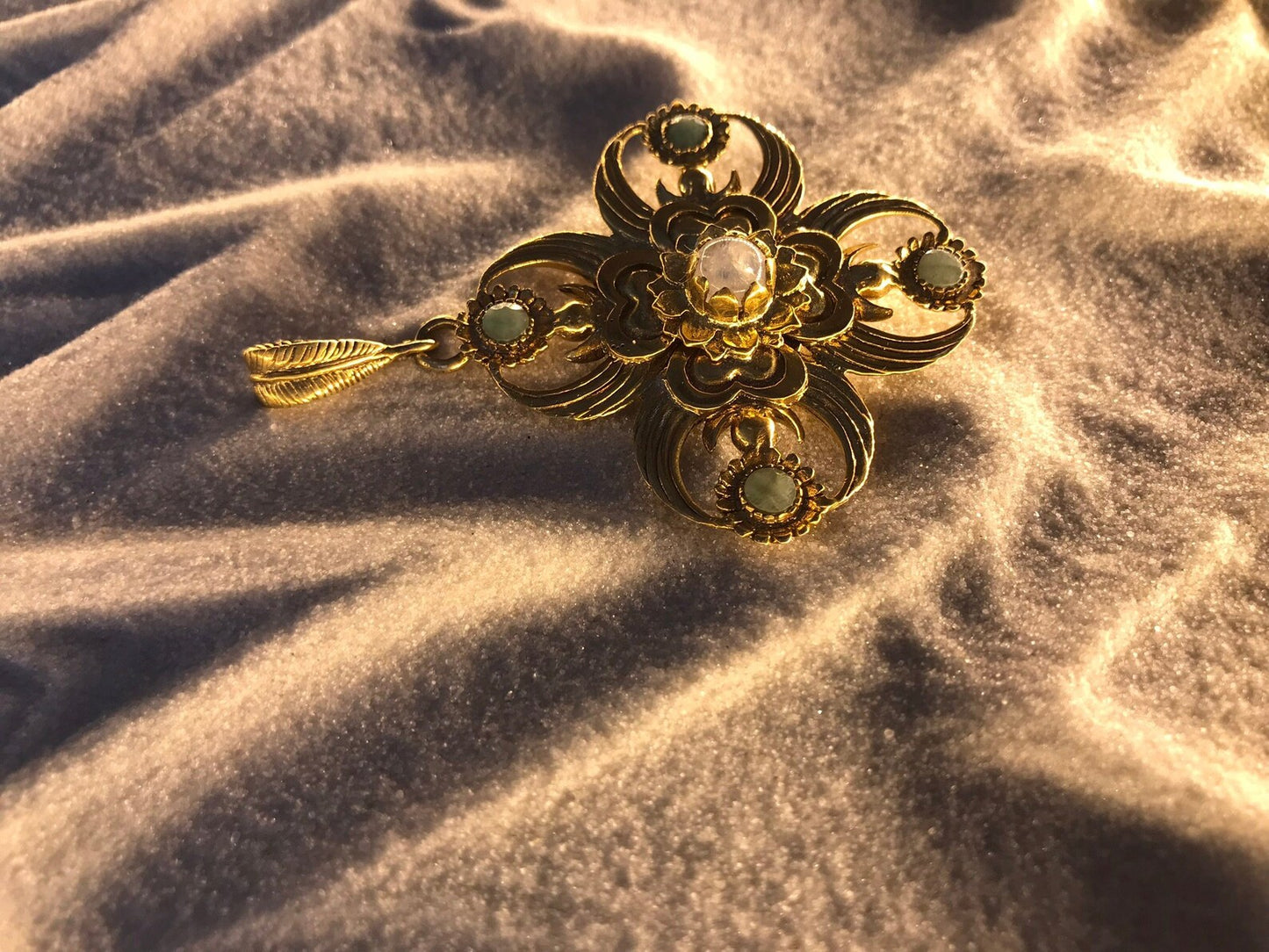 Dorje Pendant - Brass - Rainbow Moonstone
