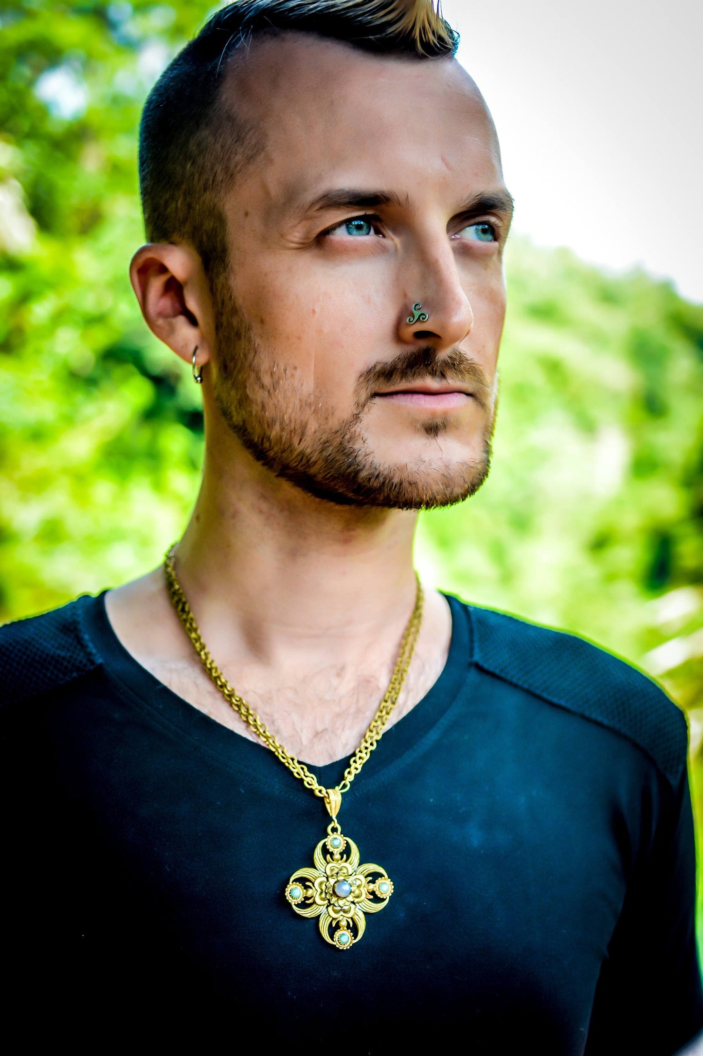 Dorje Pendant - Brass - Rainbow Moonstone