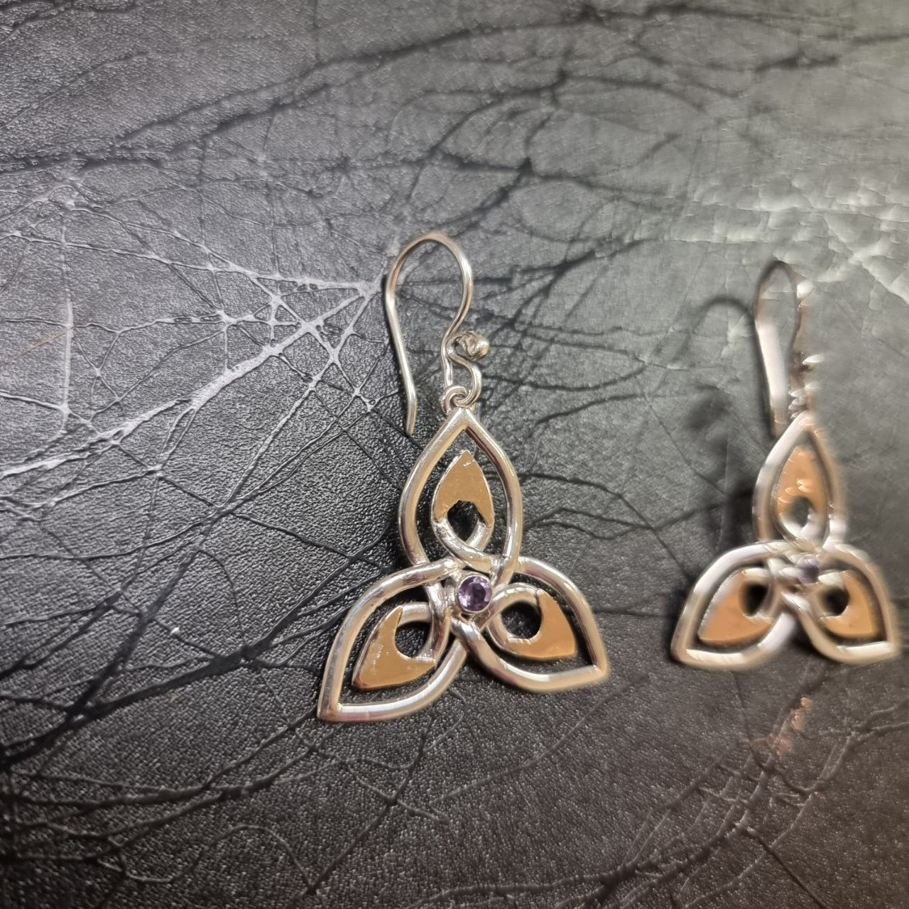trisula earrings