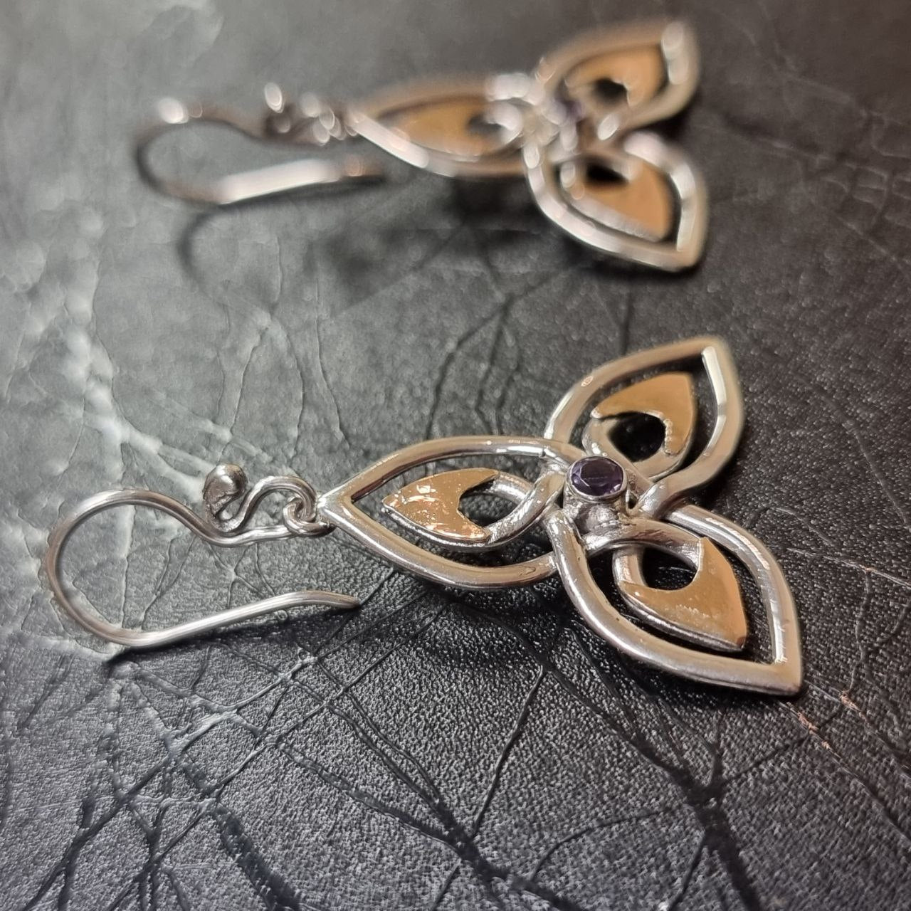 trisula earrings