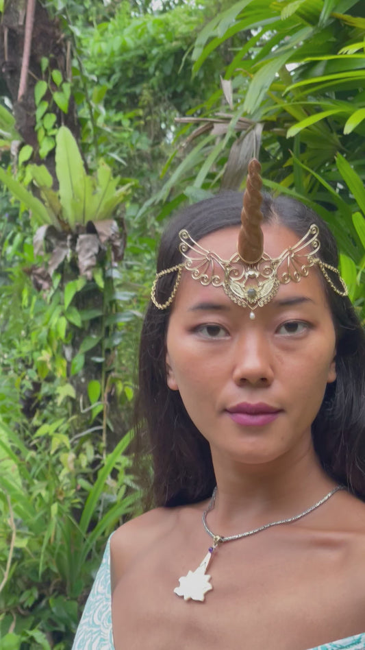 Unicorn Horn - Natural Wood