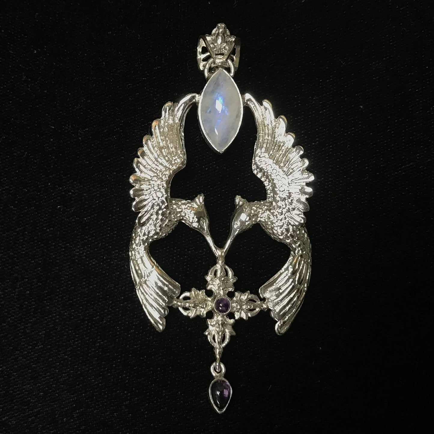 HumGaiaTri 3D Pendant