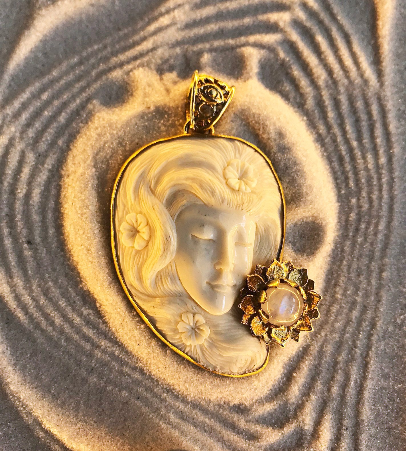 white tara pendant