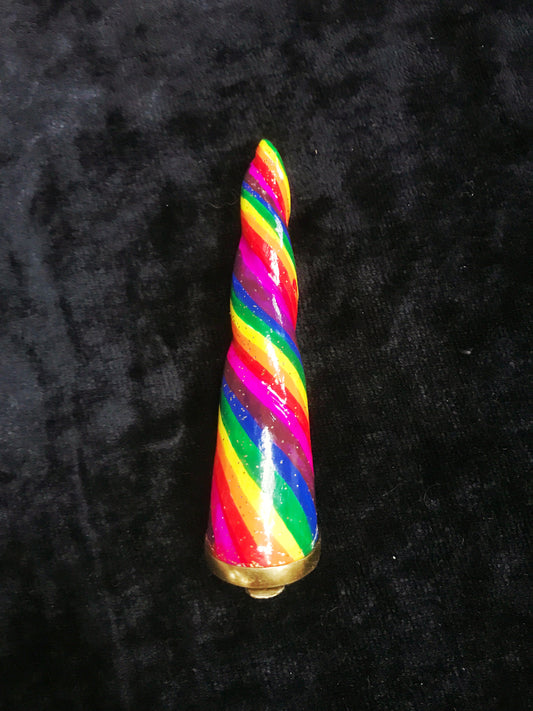 unicorn horn rainbow