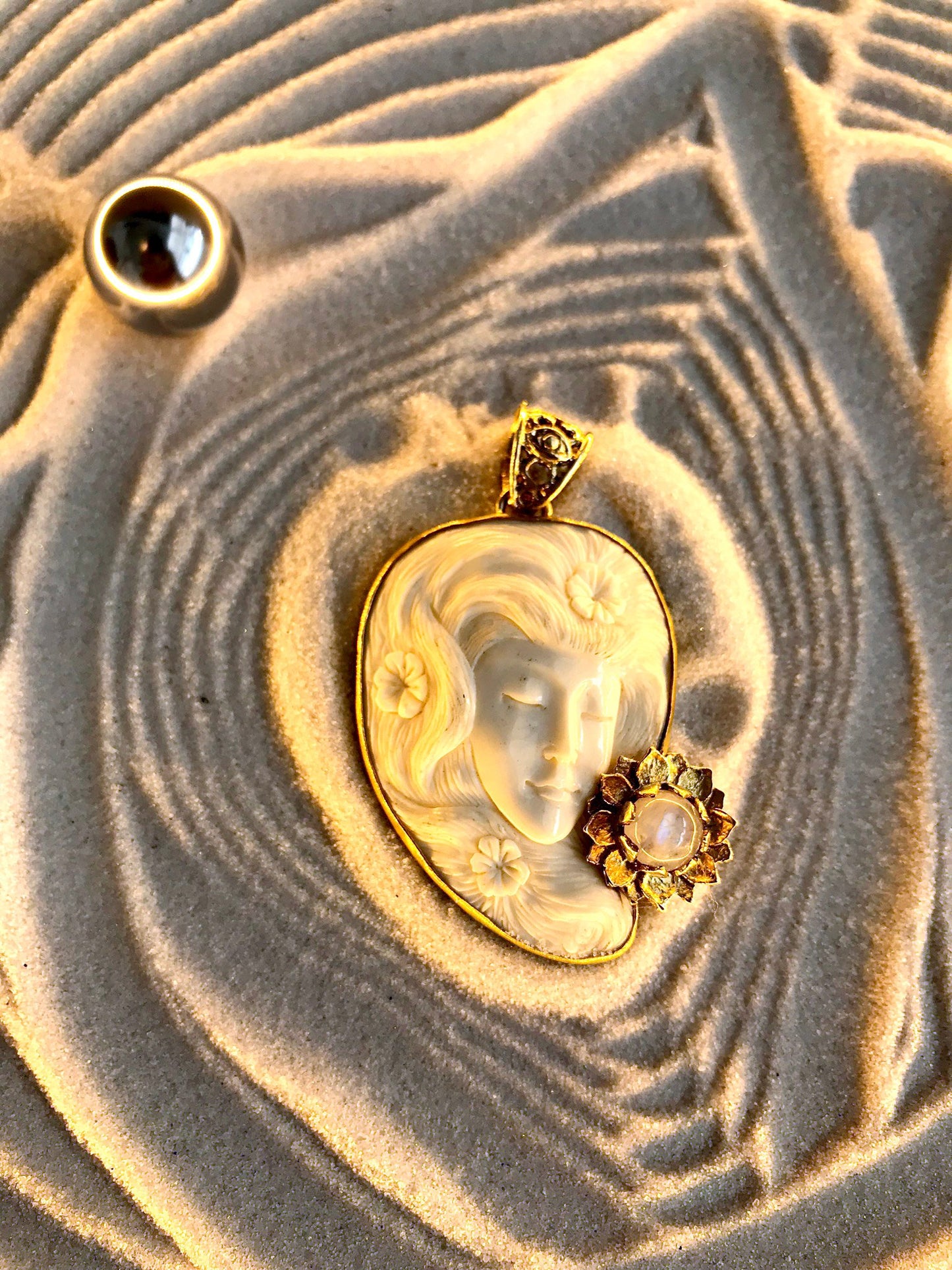 white tara pendant