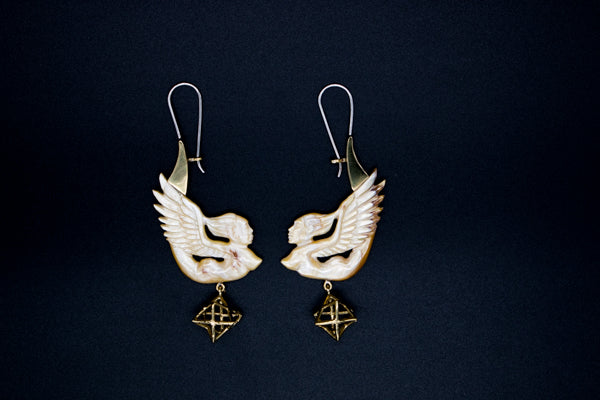 Dewi Earrings - Light Mother of Pearl Liquid Fire Mantra